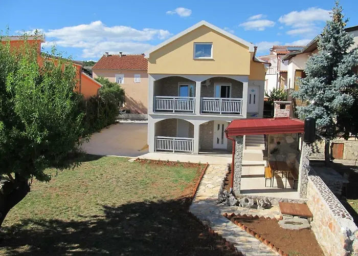 Mala Sirena Apartman Maslenica