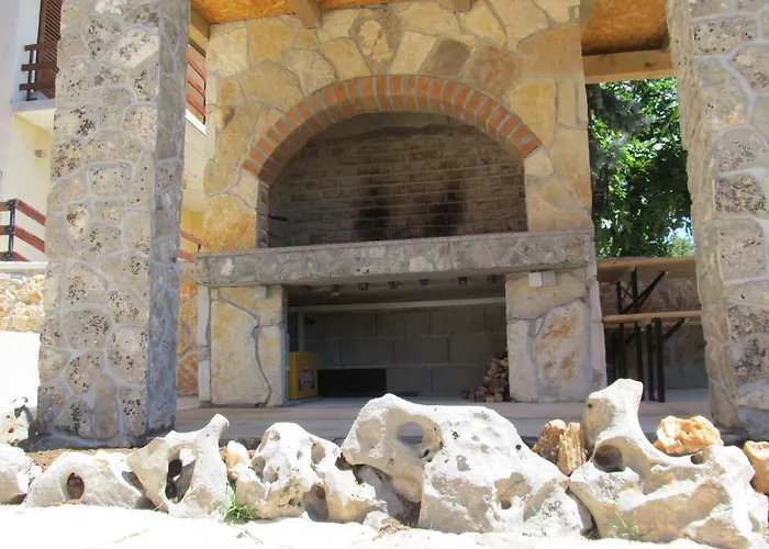 Mala Sirena Apartman Maslenica