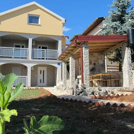 Mala Sirena Apartment