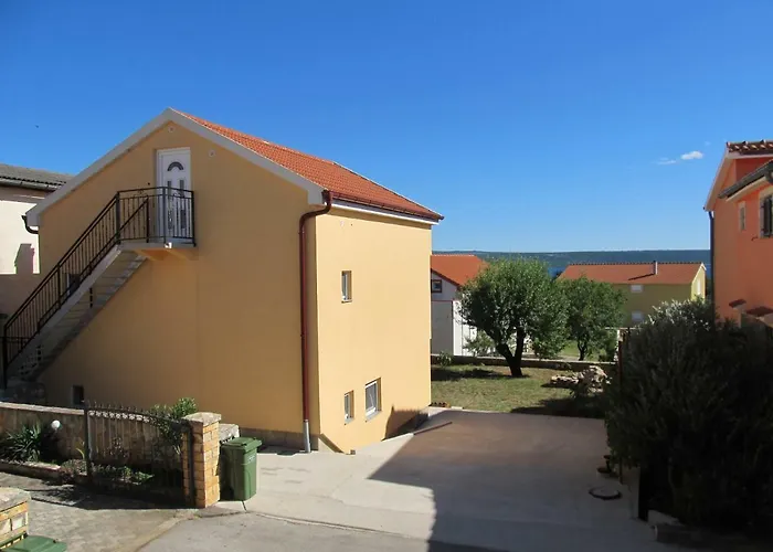 Mala Sirena Apartamento Maslenica